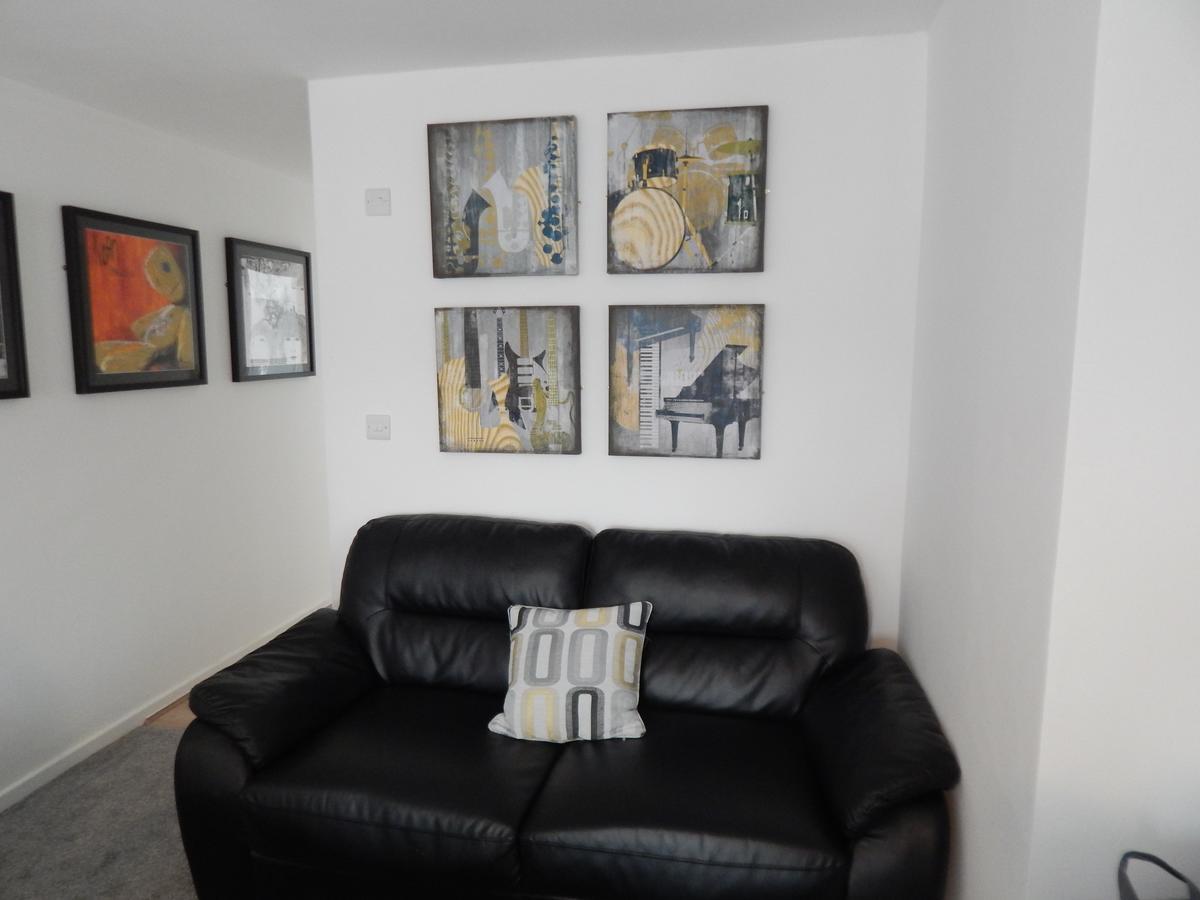 River Court Apartments Lets CBG Esterno foto